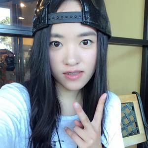 Meet your Posher, Zoe